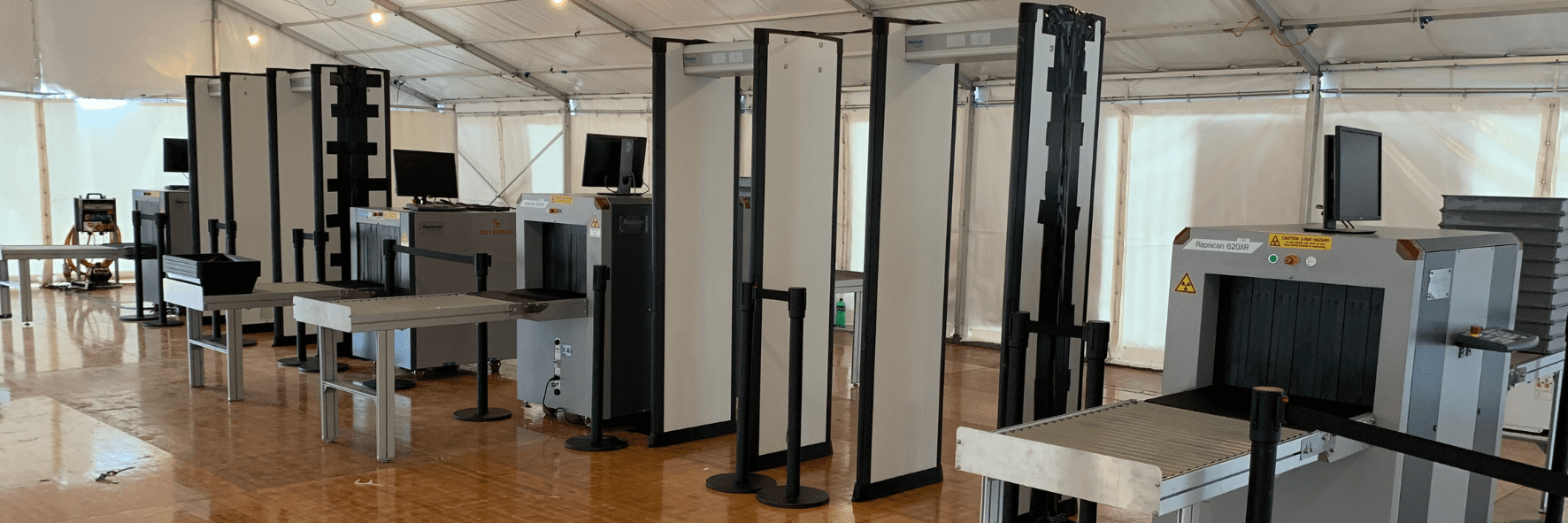 Metal detector a portale apparecchiature a raggi X